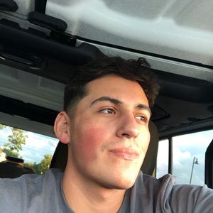 Meet your Posher, Marcos